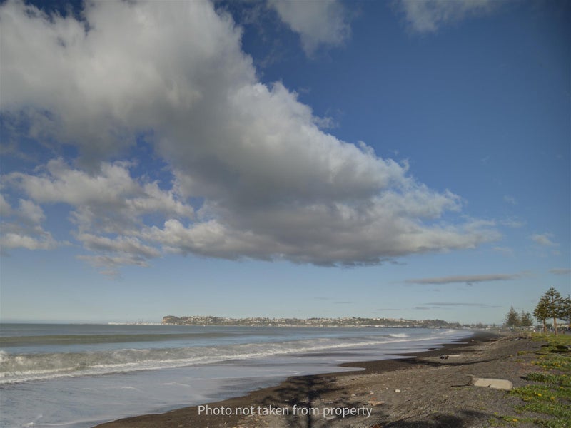 76A The Esplanade, Westshore, Napier - Carousel 16