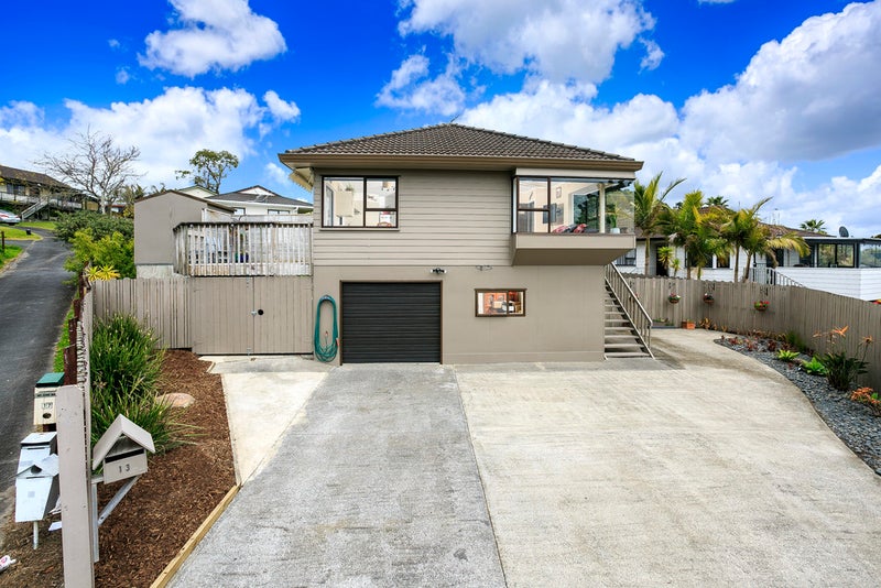 13 Sevilla Place, Unsworth Heights, Auckland - Carousel 2