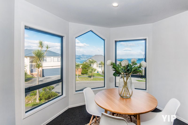 59 Dress Circle, Newlands, Wellington - Carousel 2