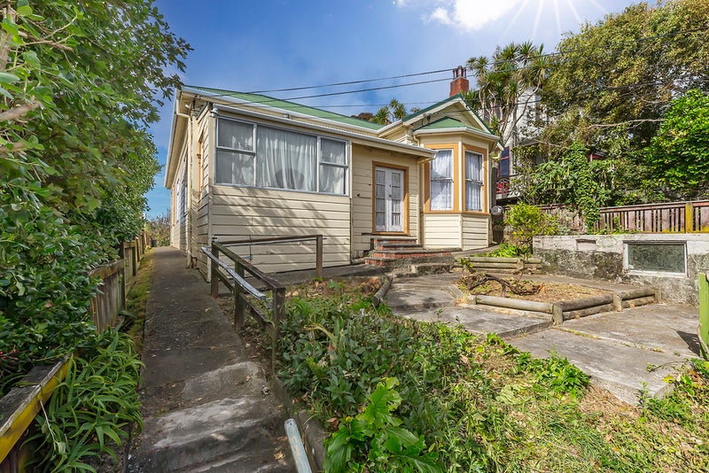 23 Bidwill Street, Mount Cook, Wellington - Carousel 1