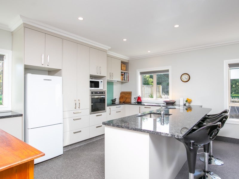 8 Orchard Road, Greytown - Carousel 2
