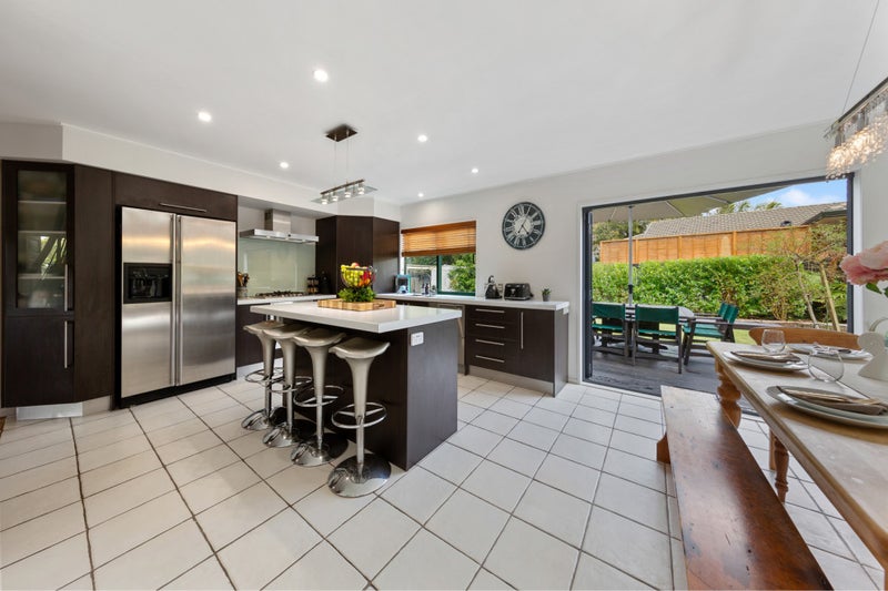 30 Simon Owen Place, Golflands, Auckland - Carousel 1