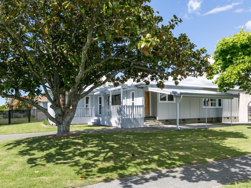 2 Sutherland Street, Tamatea, Napier - Carousel 21