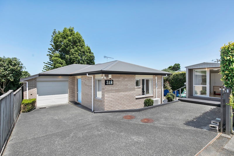 51A Trafalgar Street, Onehunga, Auckland - Carousel 1