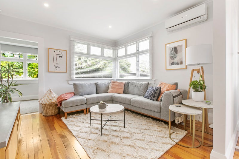 2/16 Wallace Road, Mangere Bridge, Auckland - Carousel 2