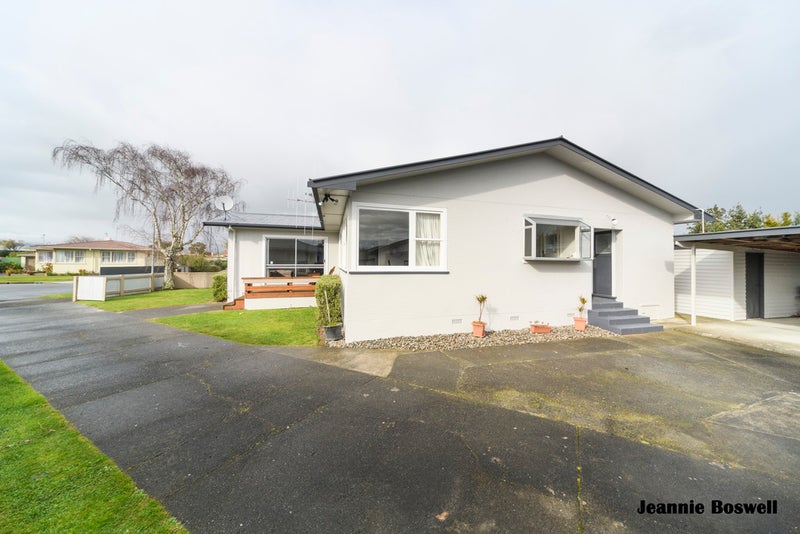 7 Anglesey Place, Awapuni, Palmerston North - Carousel 20