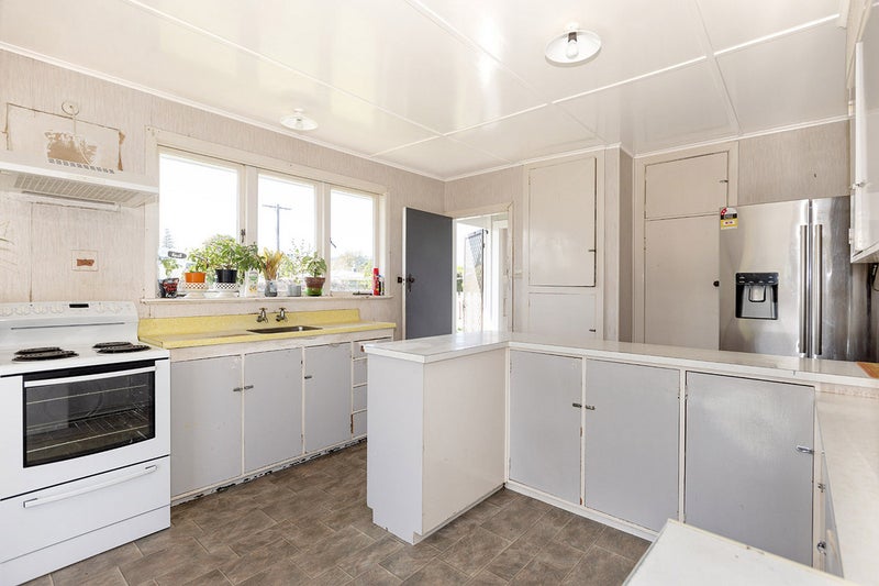 4 Byron Street, Te Hapara, Gisborne - Carousel 2