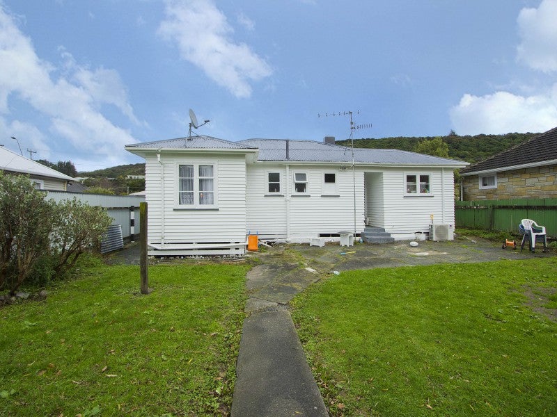 4/41 Main Road, Wainuiomata, Lower Hutt - Carousel 12