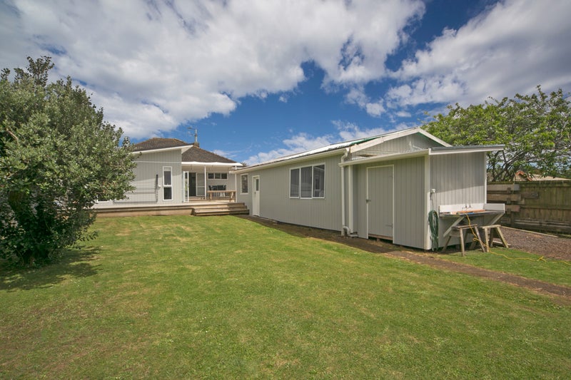 13 Woodward Avenue, Mangere Bridge, Auckland - Carousel 2
