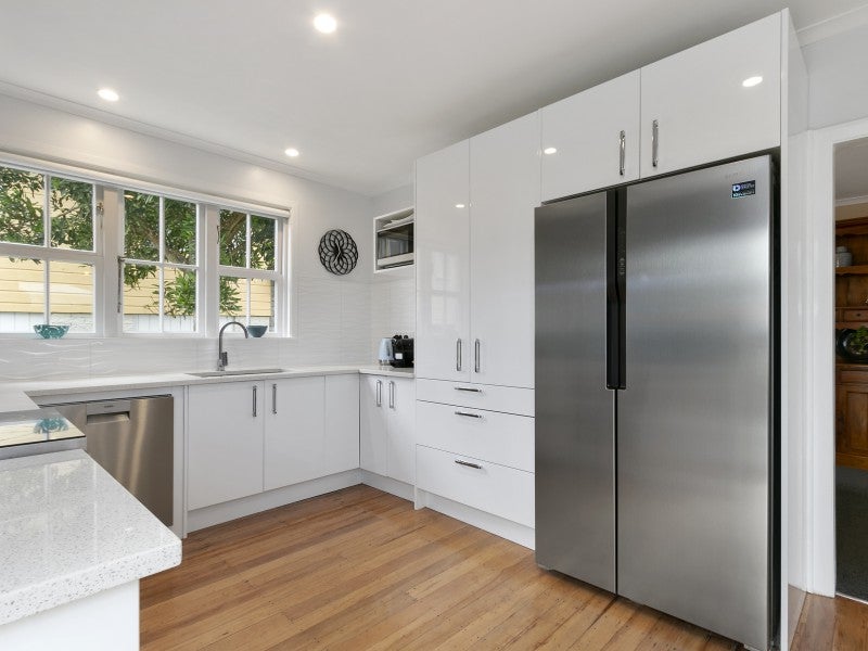 803 High Street, Boulcott, Lower Hutt - Carousel 2