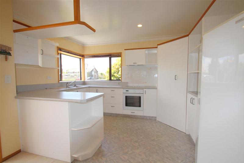20 Eccles Street, Gore, Gore - Carousel 2