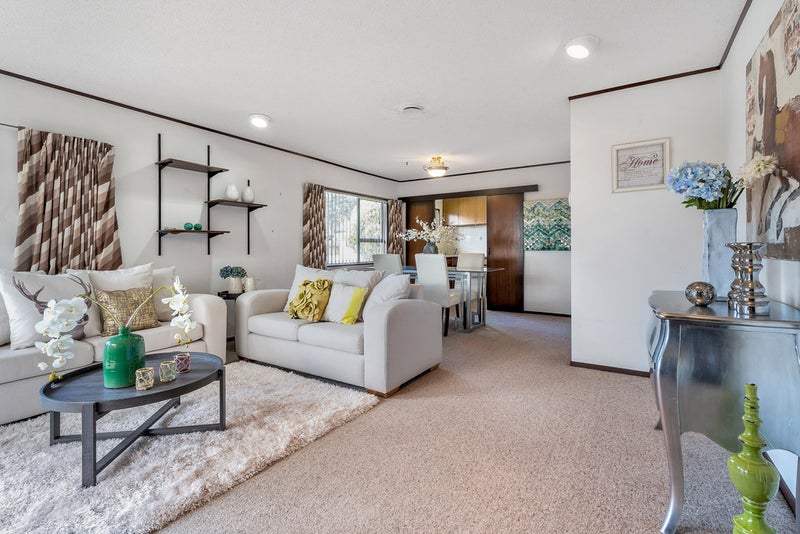 1/41 Highland Park Drive, Highland Park, Auckland - Carousel 2