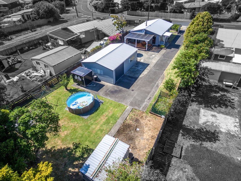 23 Parakai Avenue, Parakai, Helensville - Carousel 1
