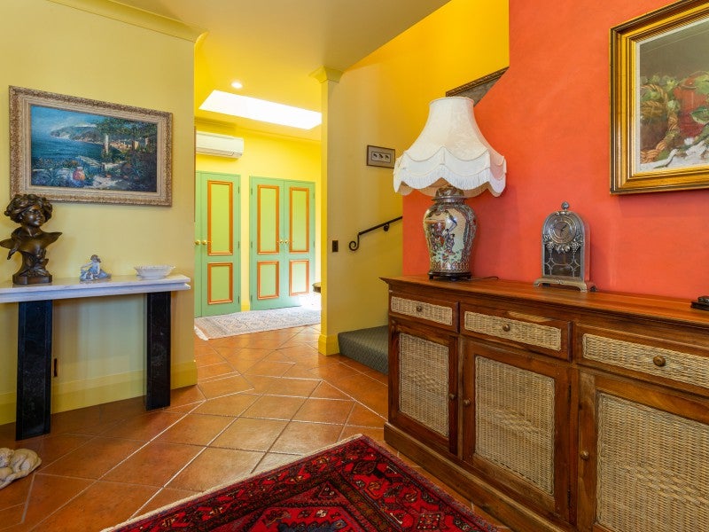 1 Garland Terrace, Kelvin Heights, Queenstown - Carousel 26