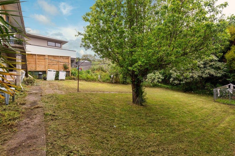 22 Glen Marine Parade, Glendene, Auckland - Carousel 17