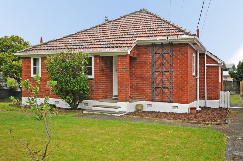 8 Godley Street, Waterloo, Lower Hutt - Carousel 1