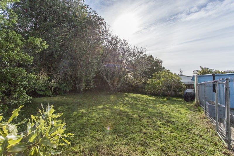2 Athlone Road, Glendowie, Auckland - Carousel 11