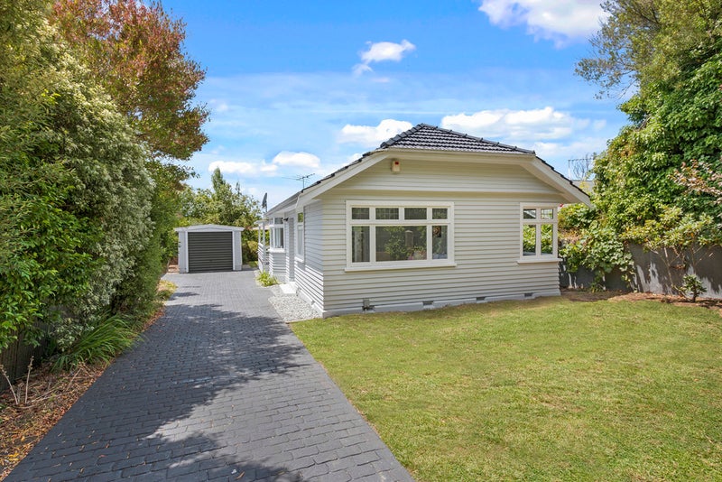 215 Centaurus Road, Saint Martins, Christchurch - Carousel 1