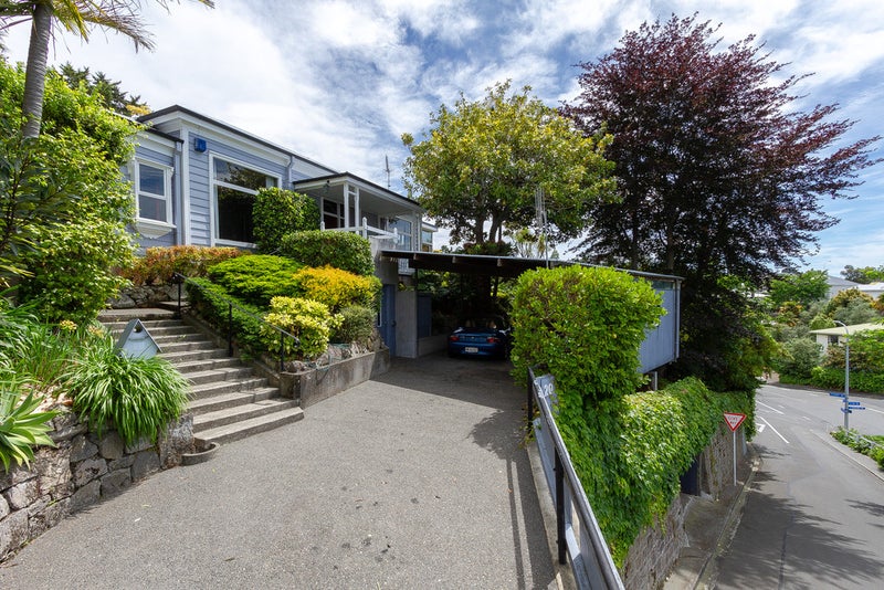 20 Sealy Road, Bluff Hill, Napier - Carousel 1