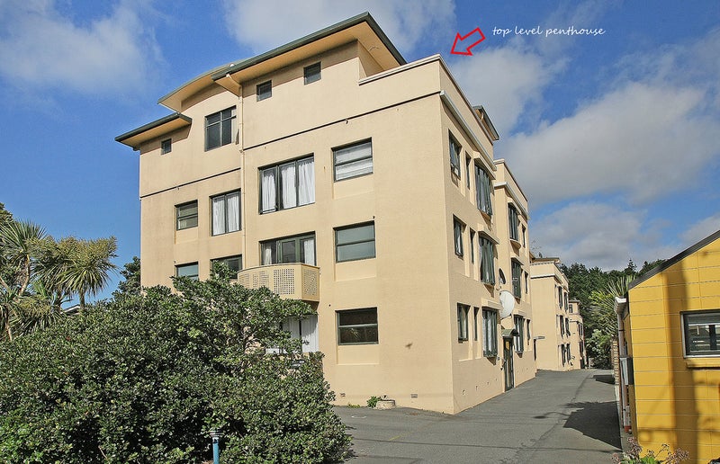 564F Adelaide Road, Berhampore, Wellington - Carousel 1