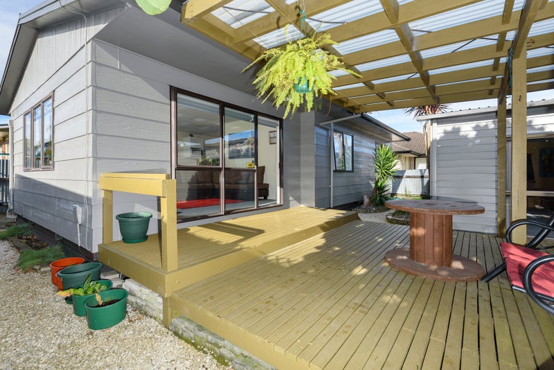 14B Watling Street, Gate Pa, Tauranga - Carousel 2