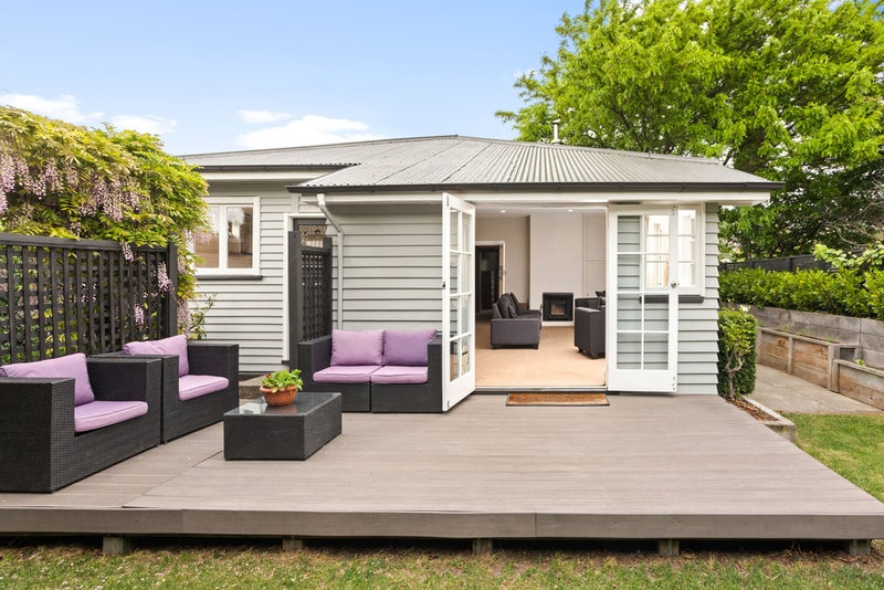 17 Riverview Street, Beckenham, Christchurch - Carousel 2