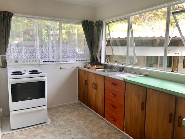 26A Crows Road, Swanson, Auckland - Carousel 2