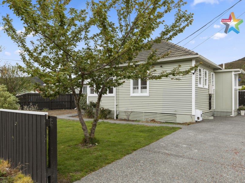 16 Shearer Crescent, Naenae, Lower Hutt - Carousel 16