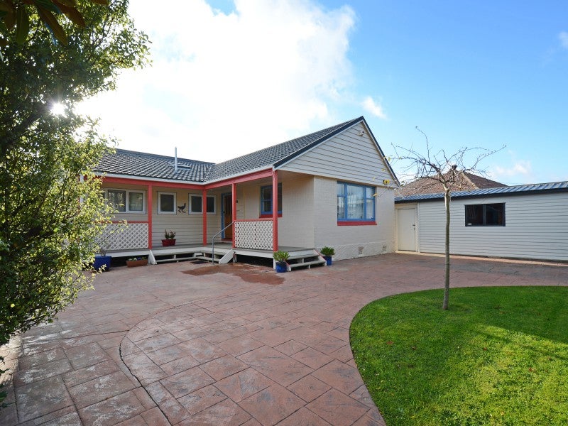 143 Oxford Terrace, Epuni, Lower Hutt - Carousel 2