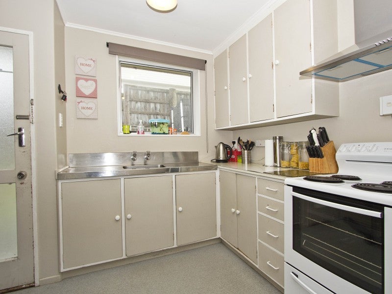 48B Stanley Street, Wainuiomata, Lower Hutt - Carousel 1