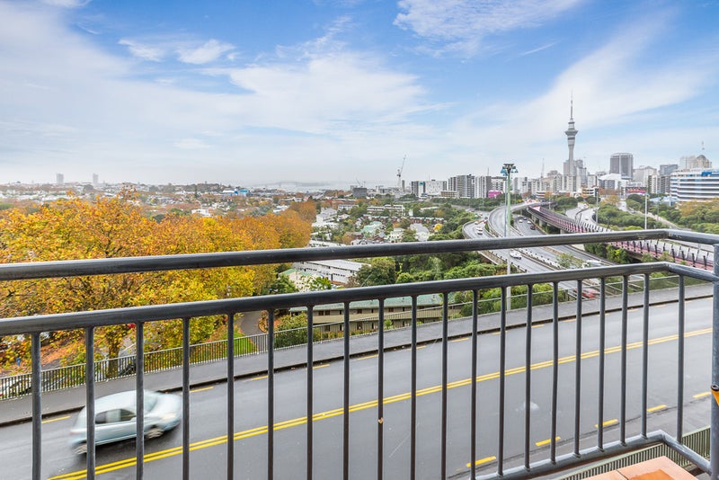 5D/11 Howe Street, Auckland Central, Auckland - Carousel 2