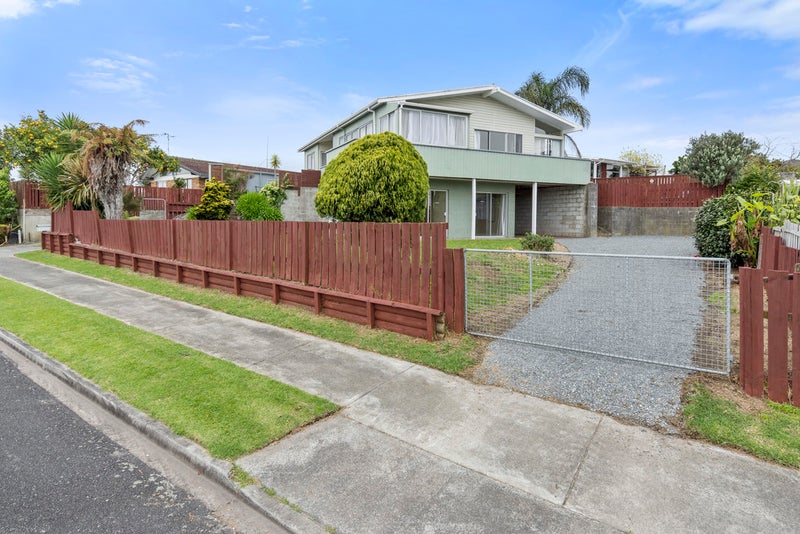 4 Peri Street, Gate Pa, Tauranga - Carousel 2