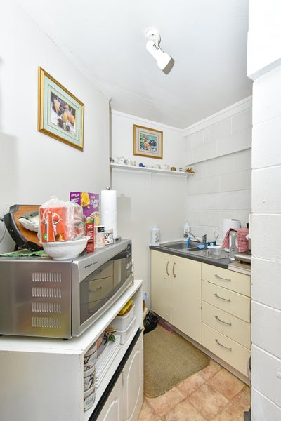 2/1 Roys Road, Weymouth, Auckland - Carousel 10
