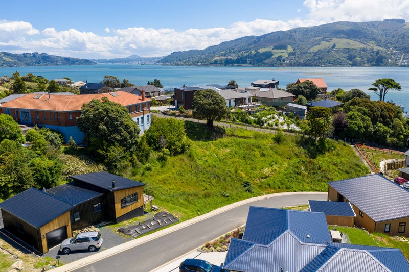 54 Mission Cove, Company Bay, Dunedin - Carousel 1