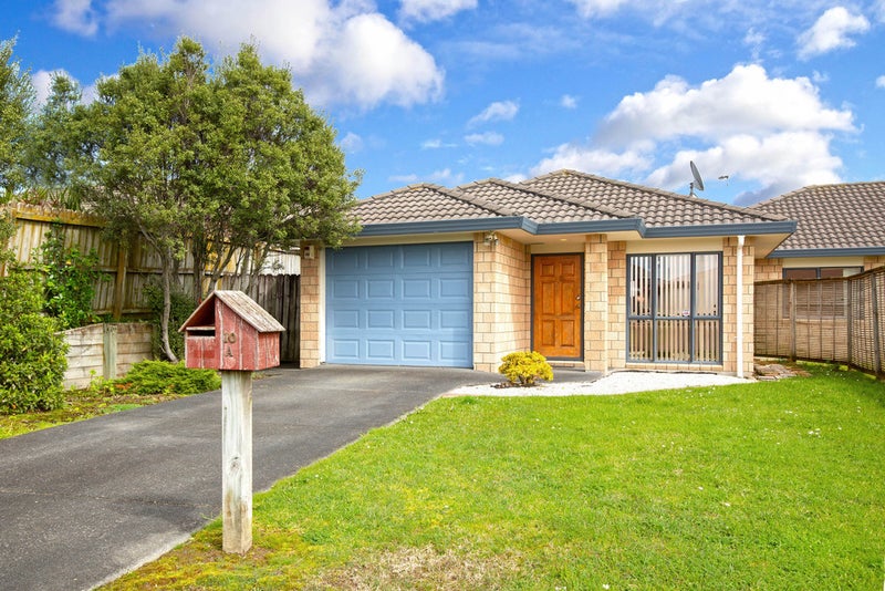 10 Teelin Place, Flat Bush, Auckland - Carousel 2