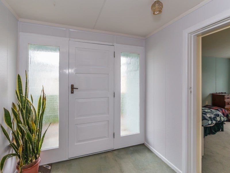 88 Park Avenue, Waitarere Beach, Levin - Carousel 2