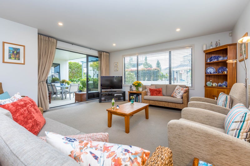 16/73 Anzac Street, Takapuna, Auckland - Carousel 2