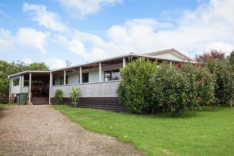 20A Nau Mai Road, Raglan - Carousel 1