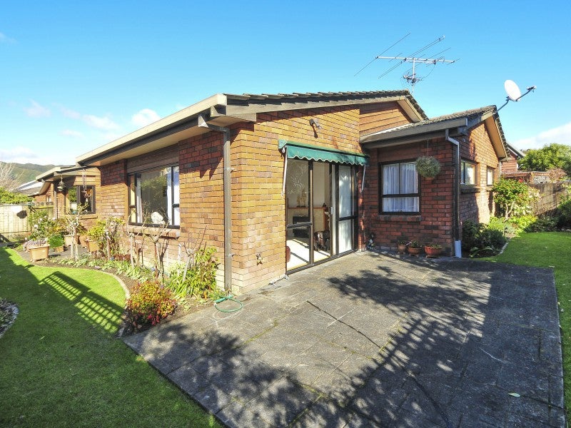 3/63 Hautana Street, Woburn, Lower Hutt - Carousel 2