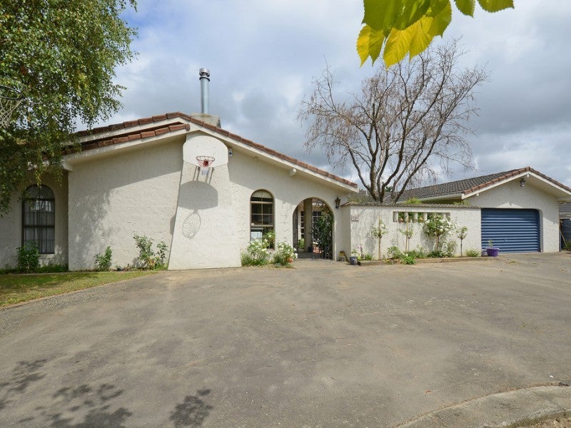 18 Arnot Avenue, Clouston Park, Upper Hutt - Carousel 20