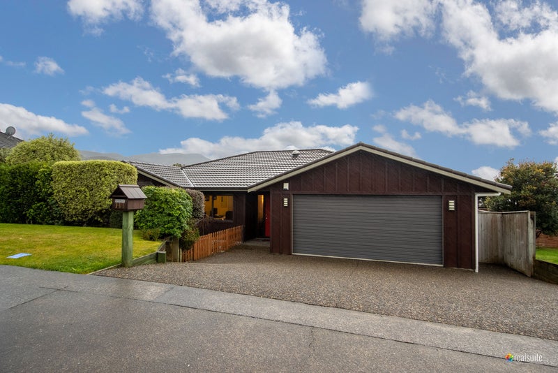 117 Kirton Drive, Riverstone Terraces, Upper Hutt - Carousel 1