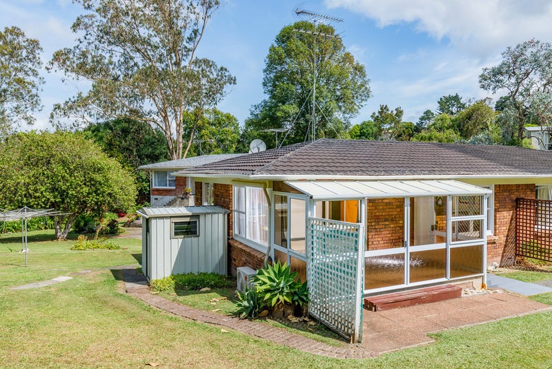 2/53 Ayton Drive, Totara Vale, Auckland - Carousel 1