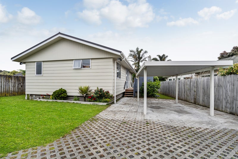 27A Coates Crescent, Panmure, Auckland - Carousel 1