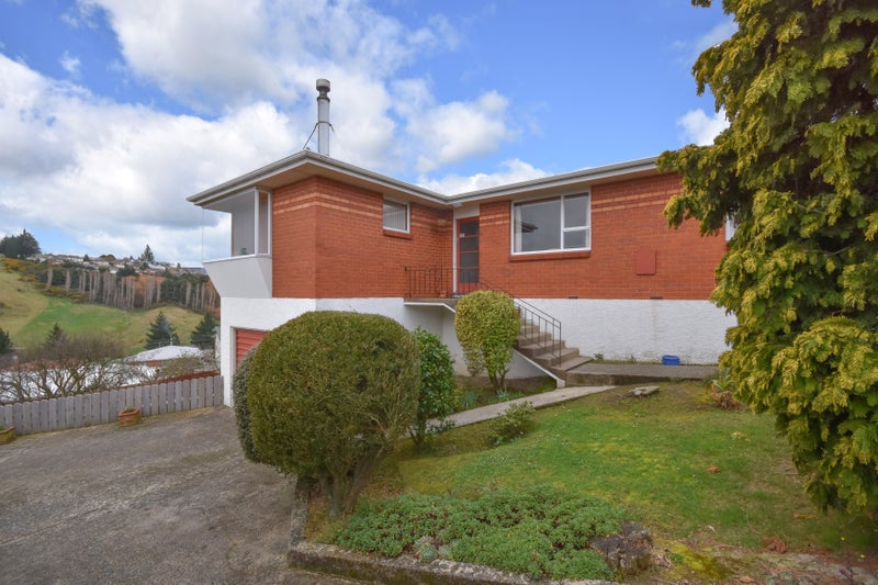 36 Bell Crescent, Concord, Dunedin - Carousel 1
