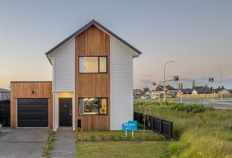 16 Keyes Street, Chartwell, Hamilton - Carousel 1