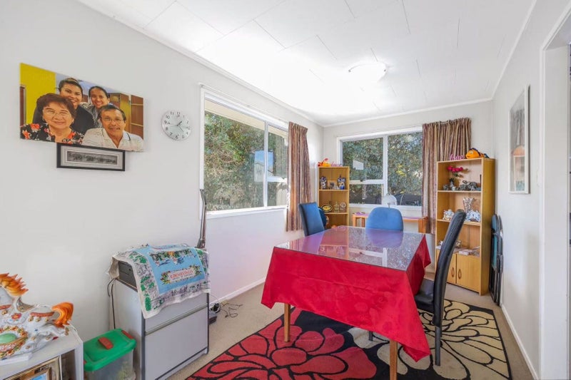 5 Merida Place, Unsworth Heights, Auckland - Carousel 10