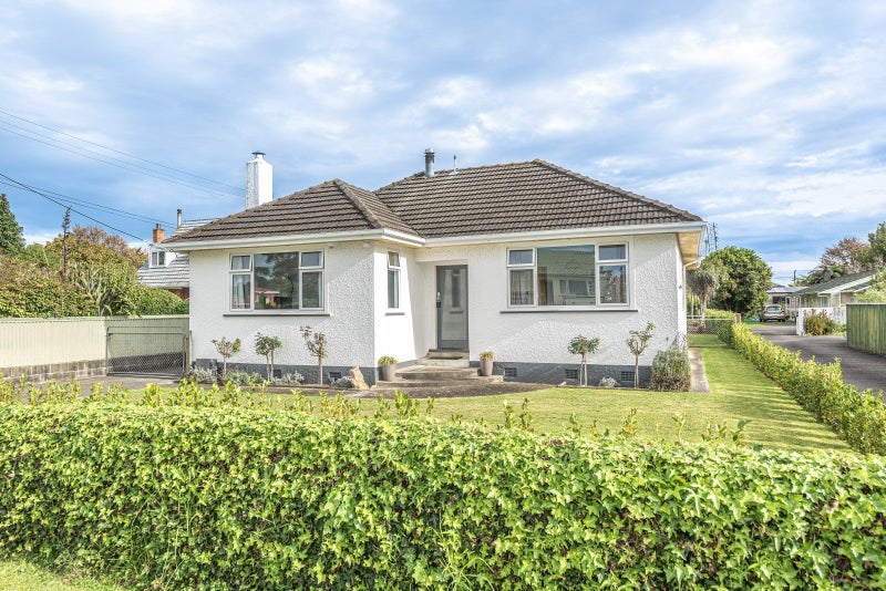 17 Kells Avenue, Aramoho, Whanganui - Carousel 1