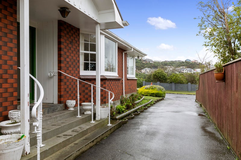 19 Cedar Street, Maungaraki, Lower Hutt - Carousel 20