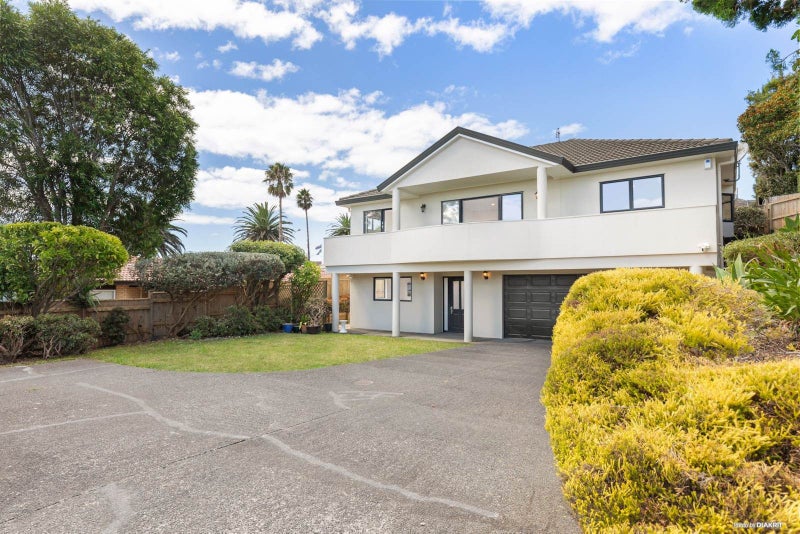 6 Goldfinch Rise, Unsworth Heights, Auckland - Carousel 2