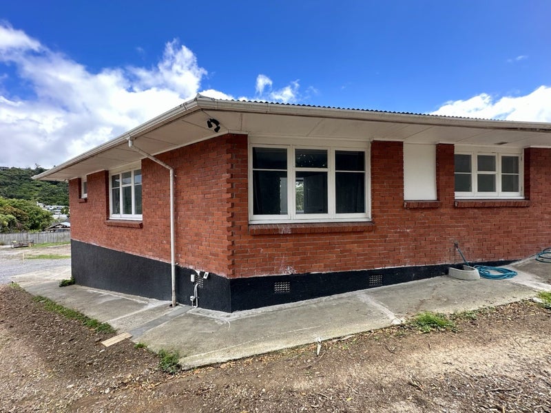 119 Stokes Valley Road, Stokes Valley, Lower Hutt - Carousel 17